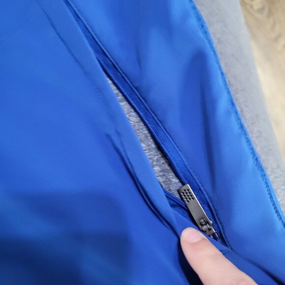 adiPure adidas Men's LG Blue 1/4 Zip Pullover Vest Golf Athleisure Windbreaker - Picture 5 of 8